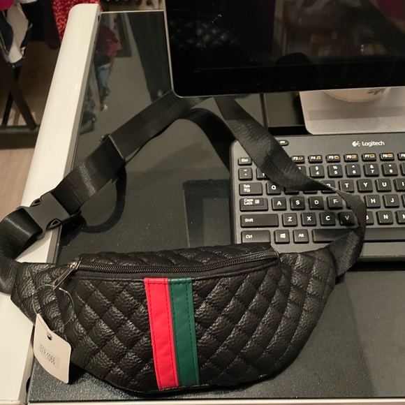 unknow Handbags - Woman’s wrist bag